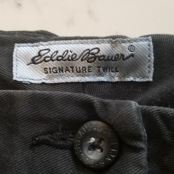 Eddie  Bauer Signature Twill Shorts - Size 10 - Picture 6 of 7